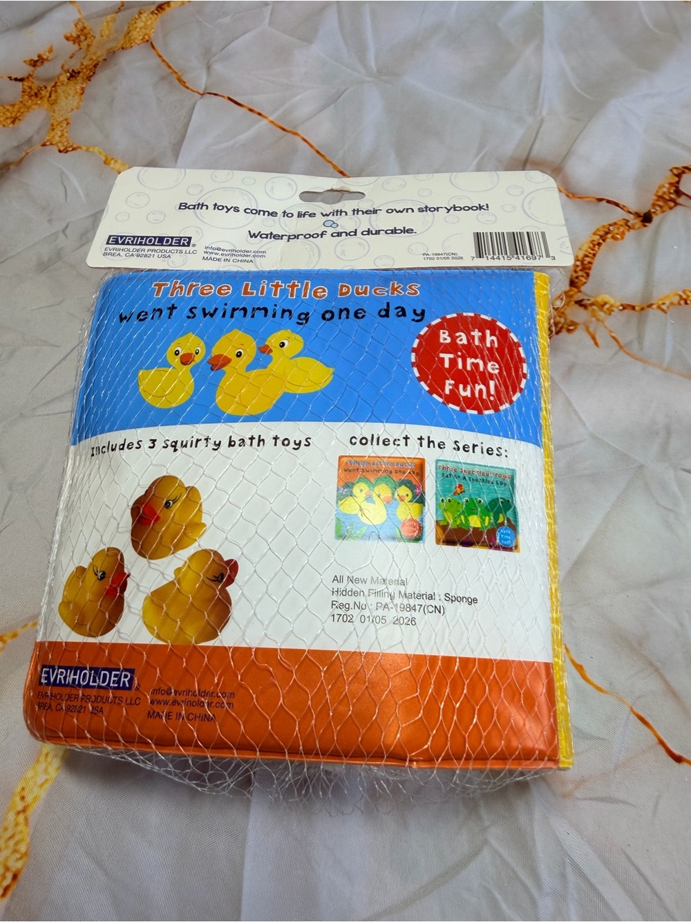 Bath book and friends toy NEW! - Picture 3 of 3